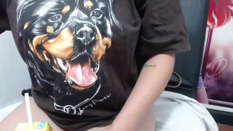 Snapshot of pervertt_nicole chatting on February 10, 2:05 pm Nicole online show from February 10, 2:05 pm