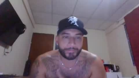 Snapshot of pervertxnolove chatting on January 17, 4:50 am pervertxnolove online show from January 17, 4:50 am