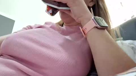 Lisa -  online show from February 25, 11:30 am