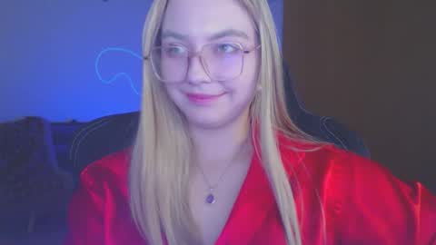 petalkiss online show from October 11, 4:16 pm
