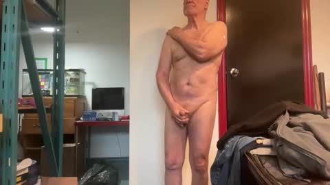 peter4443 online show from May 24, 11:15 am