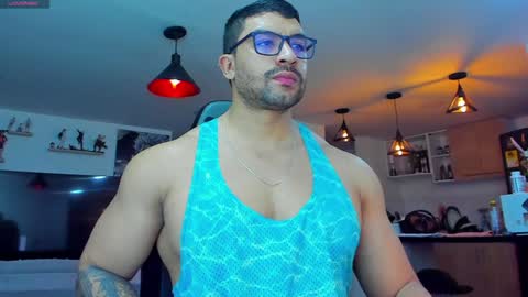 Snapshot of peterjack7 chatting on December 18, 2:53 am Peter Jack online show from December 18, 2:53 am