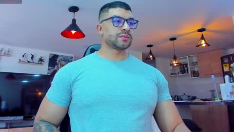Snapshot of peterjack7 chatting on December 21, 4:57 pm Peter Jack online show from December 21, 4:57 pm