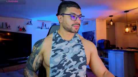 Snapshot of peterjack7 chatting on September 16, 2:45 am Peter Jack online show from September 16, 2:45 am