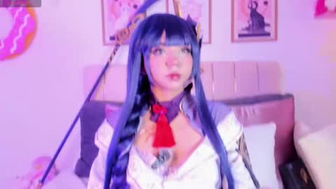 Im Rosse but u can call me Rossie or Rosita . online show from October 29, 11:50 pm