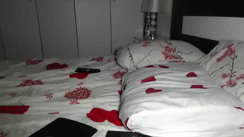 Snapshot of petite_danielle chatting on September 10, 1:27 am petite_danielle online show from September 10, 1:27 am