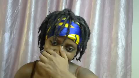 petite_star2 online show from December 14, 7:58 am