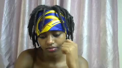 petite_star2 online show from December 15, 8:07 am