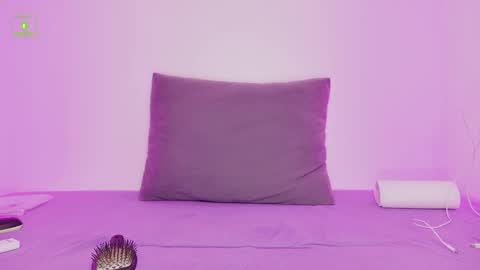 Charlize XL online show from February 26, 2:36 pm