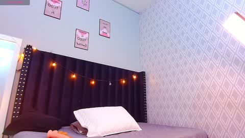 little sharon online show from January 29, 10:22 pm