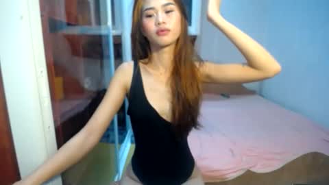 Snapshot of petitesquirtgirlxxx chatting on September 10, 6:52 pm petitesquirtgirlxxx online show from September 10, 6:52 pm