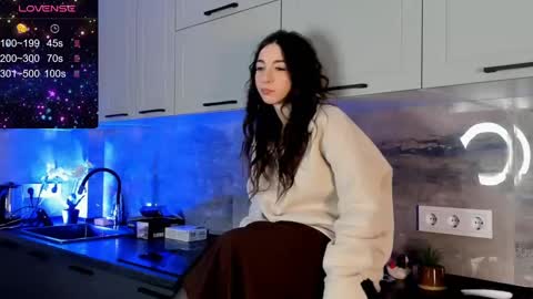 Emma online show from January 7, 3:02 pm