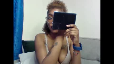 Arielle online show from February 20, 12:07 am