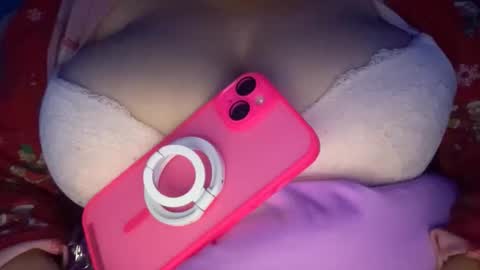 peular online show from February 21, 8:54 pm