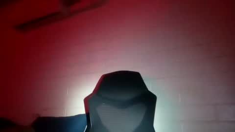 Snapshot of pevinu chatting on September 15, 5:51 am Hugh Pervert online show from September 15, 5:51 am