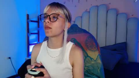 Snapshot of peyton_gh chatting on September 22, 3:30 am Peyton online show from September 22, 3:30 am