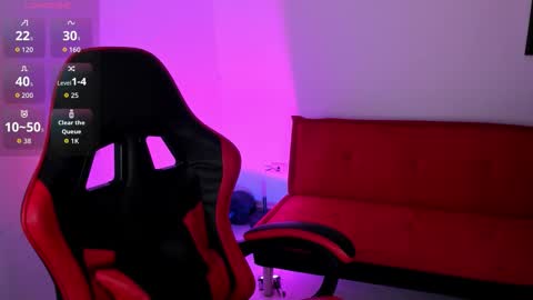 peytonbox online show from November 12, 11:32 am