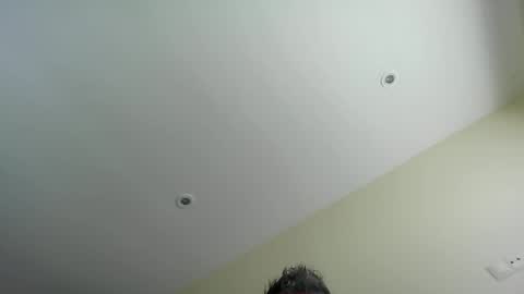 Snapshot of pg19clp4191zm chatting on December 3, 11:41 am Alex online show from December 3, 11:41 am