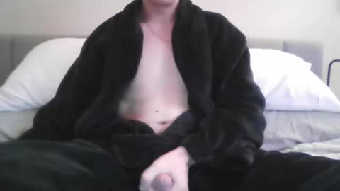 pgramlin09 online show from November 1, 6:32 pm