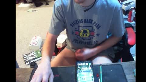 Snapshot of phantm420__ chatting on November 18, 10:03 pm phantm420__ online show from November 18, 10:03 pm