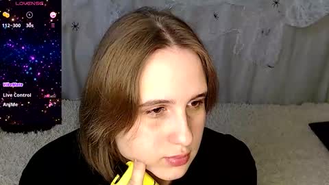 Snapshot of phantommira chatting on October 29, 6:42 pm phantommira online show from October 29, 6:42 pm