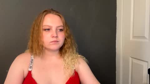 PhatAssBlond online show from February 26, 9:16 pm