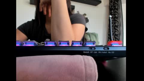 Snapshot of phenomenalpleasures chatting on February 3, 10:43 pm Jasmine Juice online show from February 3, 10:43 pm