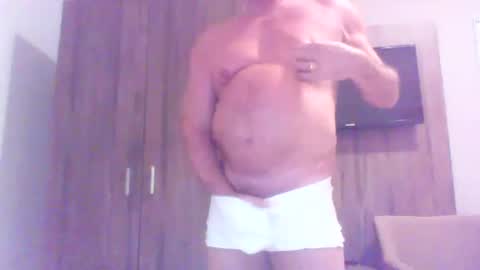 Snapshot of phil279 chatting on November 12, 5:52 am Phil online show from November 12, 5:52 am