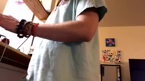 Snapshot of phildoesart chatting on January 7, 11:35 pm Phil online show from January 7, 11:35 pm