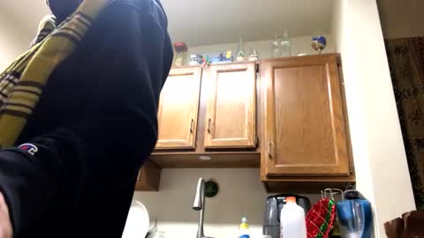 Snapshot of phildoesart chatting on January 19, 1:53 am Phil online show from January 19, 1:53 am