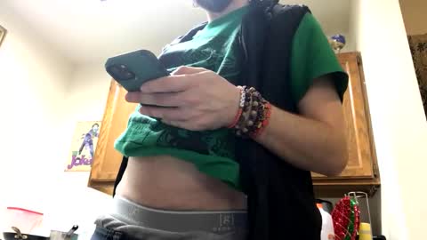 Snapshot of phildoesart chatting on January 20, 12:36 am Phil online show from January 20, 12:36 am