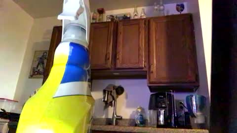 Snapshot of phildoesart chatting on January 20, 10:59 pm Phil online show from January 20, 10:59 pm