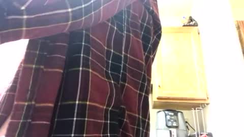 Snapshot of phildoesart chatting on March 2, 12:09 am Phil online show from March 2, 12:09 am