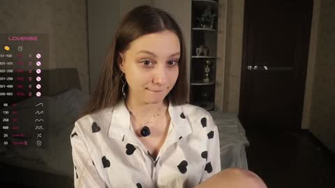 Snapshot of philippadelmore chatting on February 9, 1:22 am Bella online show from February 9, 1:22 am