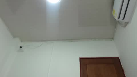 Snapshot of philippinesasian06 chatting on December 15, 5:53 pm philippinesasian06 online show from December 15, 5:53 pm