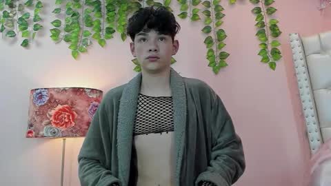 Snapshot of philippsx chatting on March 2, 6:58 am PHILLIP online show from March 2, 6:58 am