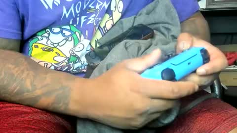 Snapshot of phillydick9 chatting on December 19, 11:18 am phillydick9 online show from December 19, 11:18 am