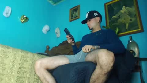 phlilloyhighclouds online show from January 25, 12:37 pm