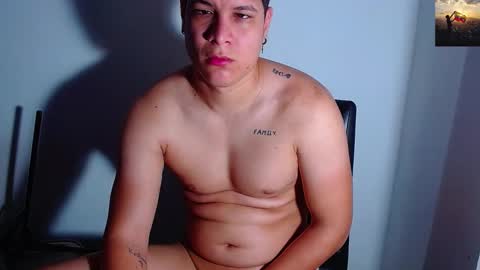 Snapshot of phoenixgnz08 chatting on January 11, 11:02 am AdnierGnz online show from January 11, 11:02 am