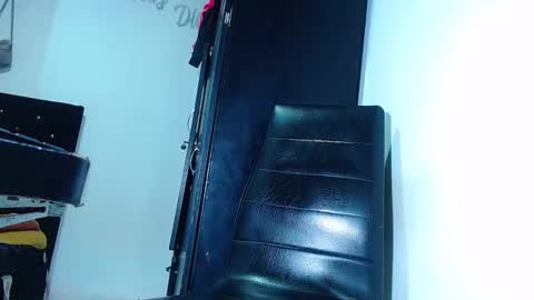 Snapshot of phoenixgnz08 chatting on March 6, 2:29 pm AdnierGnz online show from March 6, 2:29 pm