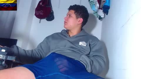 AdnierGnz online show from February 5, 1:16 pm