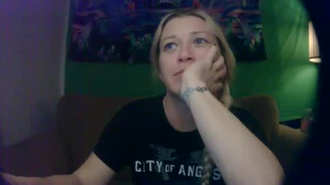 Snapshot of phulaen chatting on January 24, 5:53 am Phulaen online show from January 24, 5:53 am