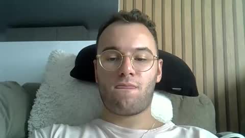 piazaocwbbb online show from December 18, 8:26 pm