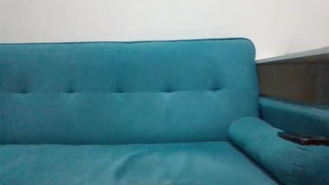 Snapshot of pican3207 chatting on November 3, 12:24 am pican3207 online show from November 3, 12:24 am