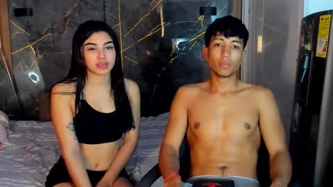 Snapshot of pichon_baby chatting on January 9, 3:48 pm pichon_baby online show from January 9, 3:48 pm