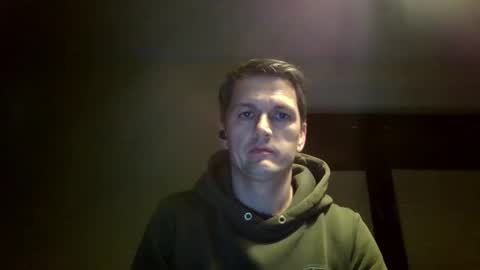 Snapshot of piercingsxxx chatting on January 16, 4:28 pm piercingsxxx online show from January 16, 4:28 pm