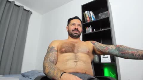 Pierre online show from February 5, 1:47 am