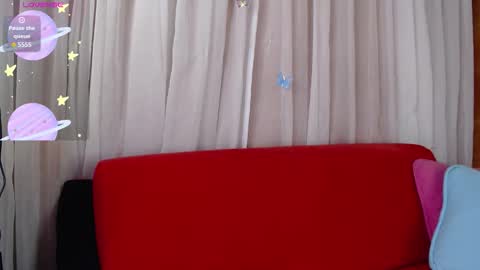 Snapshot of piink_sky chatting on December 16, 3:06 pm Sky online show from December 16, 3:06 pm