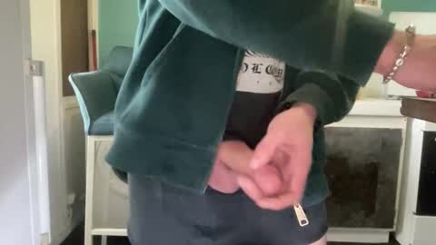 Pikafounes online show from February 18, 2:24 pm