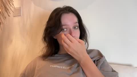 Snapshot of pileacadieri__ chatting on December 25, 5:26 pm Trisha online show from December 25, 5:26 pm